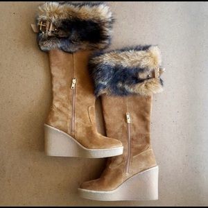 COPY - Ugg Valberg Genuine Shearling Wedge Boots